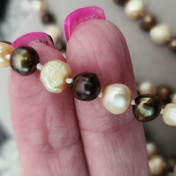 Vintage Bronze freshwater pearls, 50 inches - Picture 3 of 3